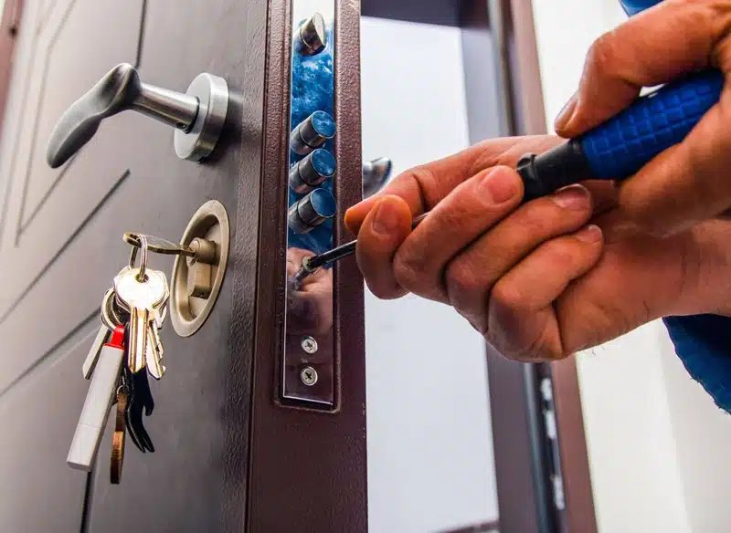 5 conseils pour dénicher un serrurier compétent à proximité de votre domicile