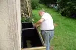 Comment protéger l'intérieur d'une jardinière en bois