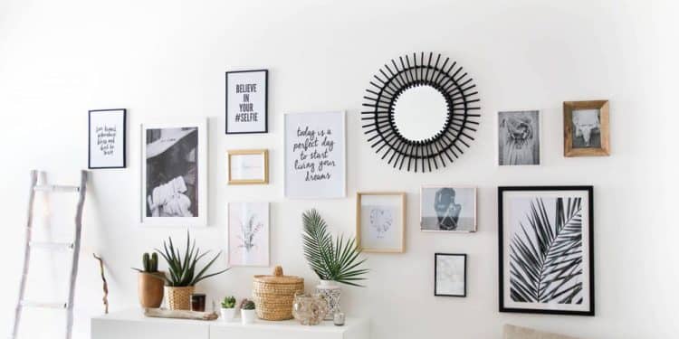 décorer un mur blanc de salon