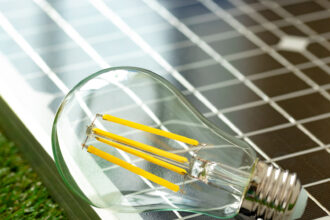 Solutions énergétiques alternatives : photovoltaïque, pompe à chaleur et climatisation écologique
