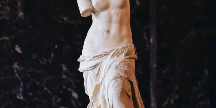 Une statue